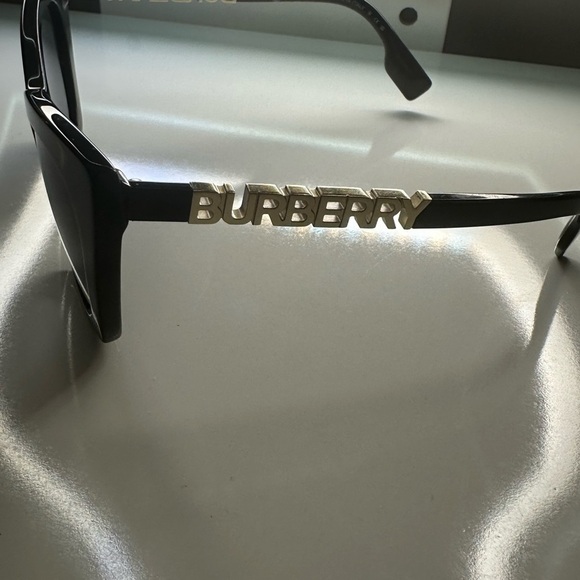 Burberry 52mm Cat Eye Sunglasses *Authentic* main image 5